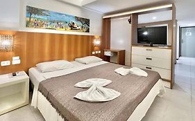 Apartamento Beira Mar centro Pipa com Piscina vista mar completo